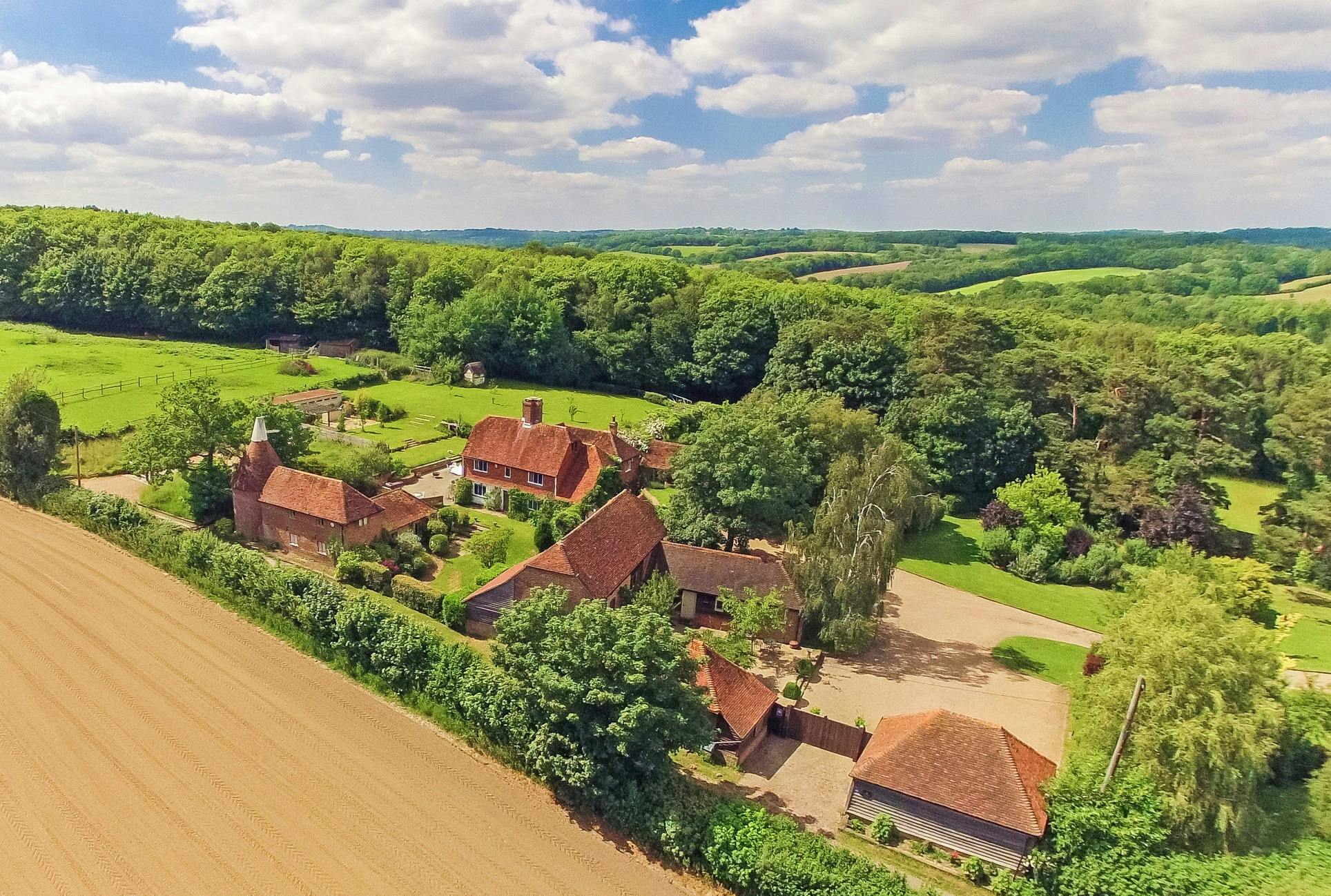 Fair Oak Farm, Mayfield - Farm Hire - Film Location & Product Launches image 1