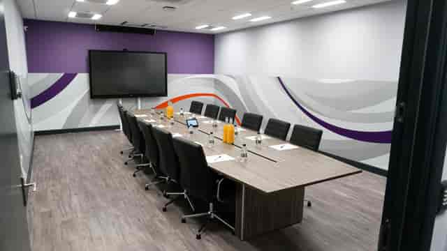 Modern meeting room at Gravity Wandsworth with ergonomic chairs for collaborative sessions.