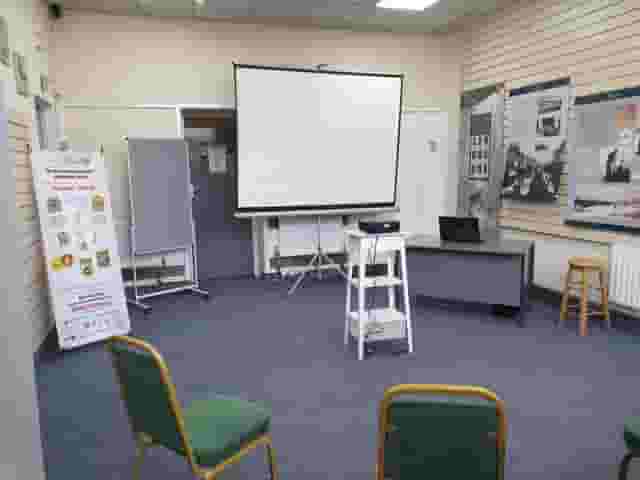 Llani Pop Up