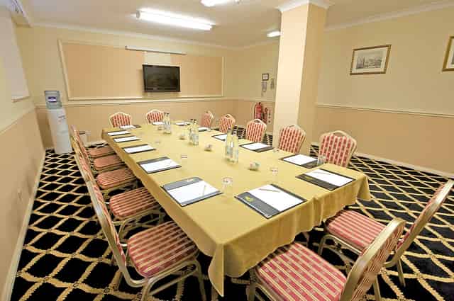 Piccadilly Suite