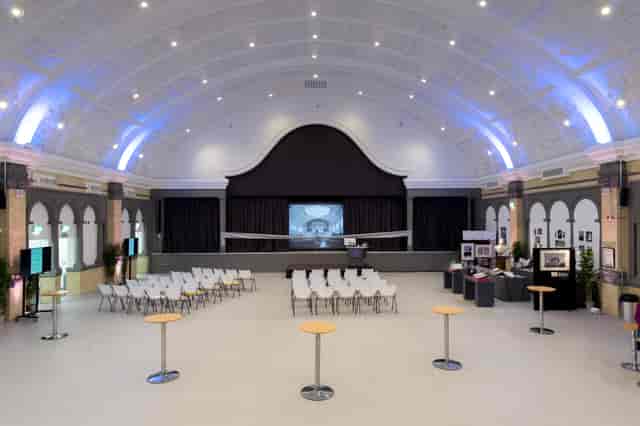London Metropolitan University Great Hall: versatile historic ballroom for hybrid event venues.