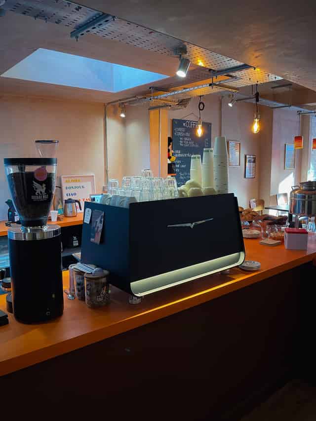 Coffee and Fripes