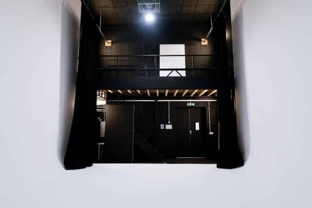 White/Blackbox
