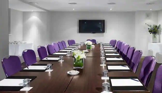 Radisson Blu Hotel, Bristol - Pegasus and Phoenix Suite image 1