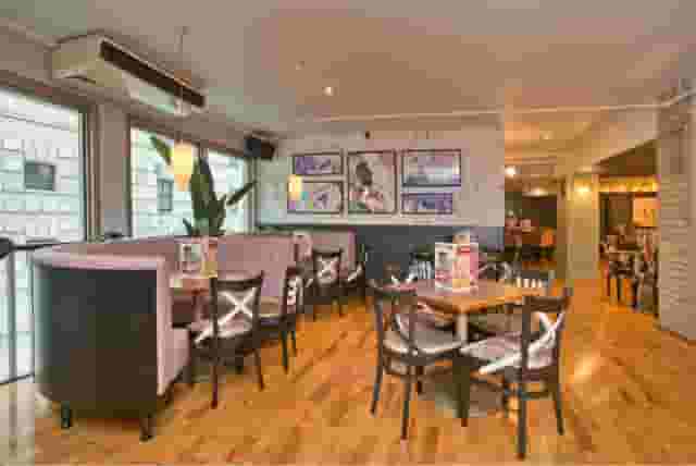 Slug & Lettuce, St. Pauls