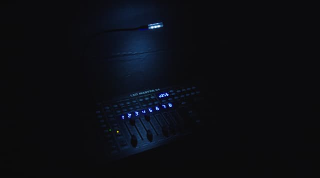 Klatch Studio - Black Box