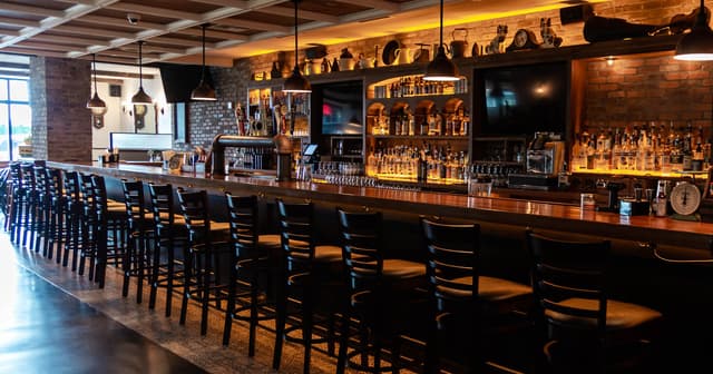 Granny Annies Main Bar