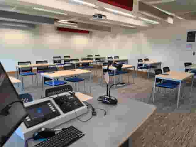 Medium Classroom