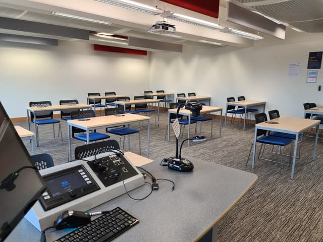 Medium Classroom
