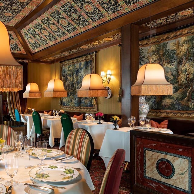 Elegant dining space at Tropicana Space, perfect for upscale events and gatherings.