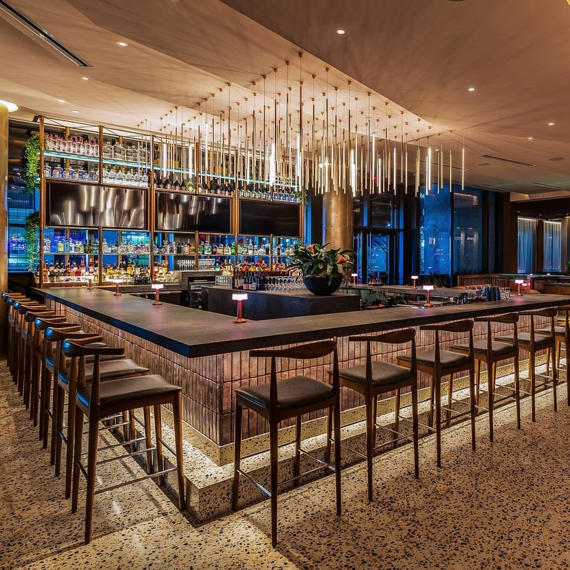 Modern bar at Tropicana Space, ideal for networking events and cocktail receptions.