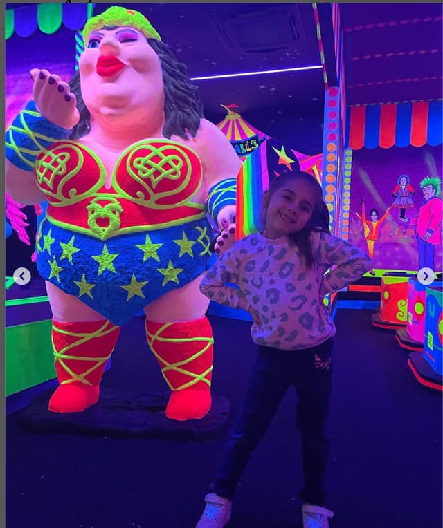 GLOBALLS - Mini golf +1 more