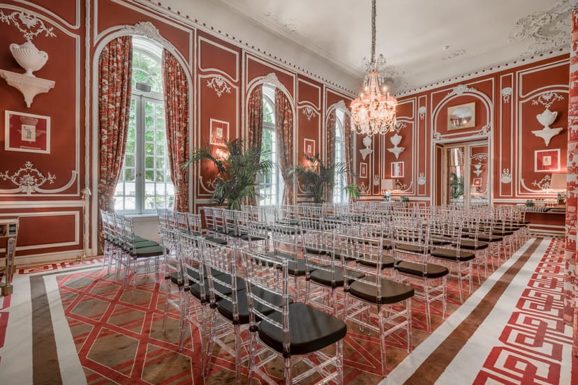 Elegant Salon Rojo in Hotel Santo Mauro, Madrid, perfect for formal events and presentations.