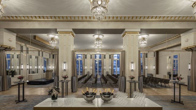 Cristal Ballroom