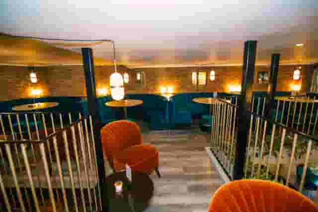 Luna Gin Bar