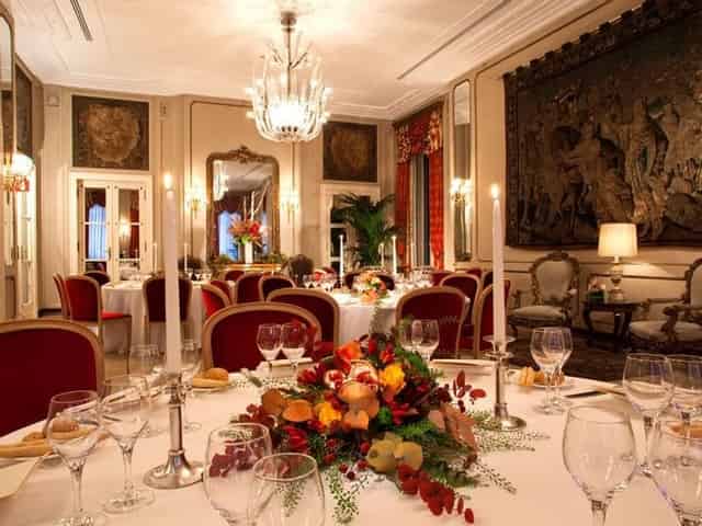 The Puccini Lounge