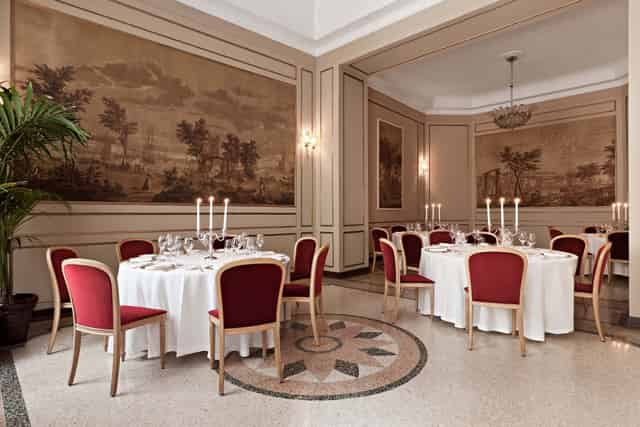 The Puccini Lounge
