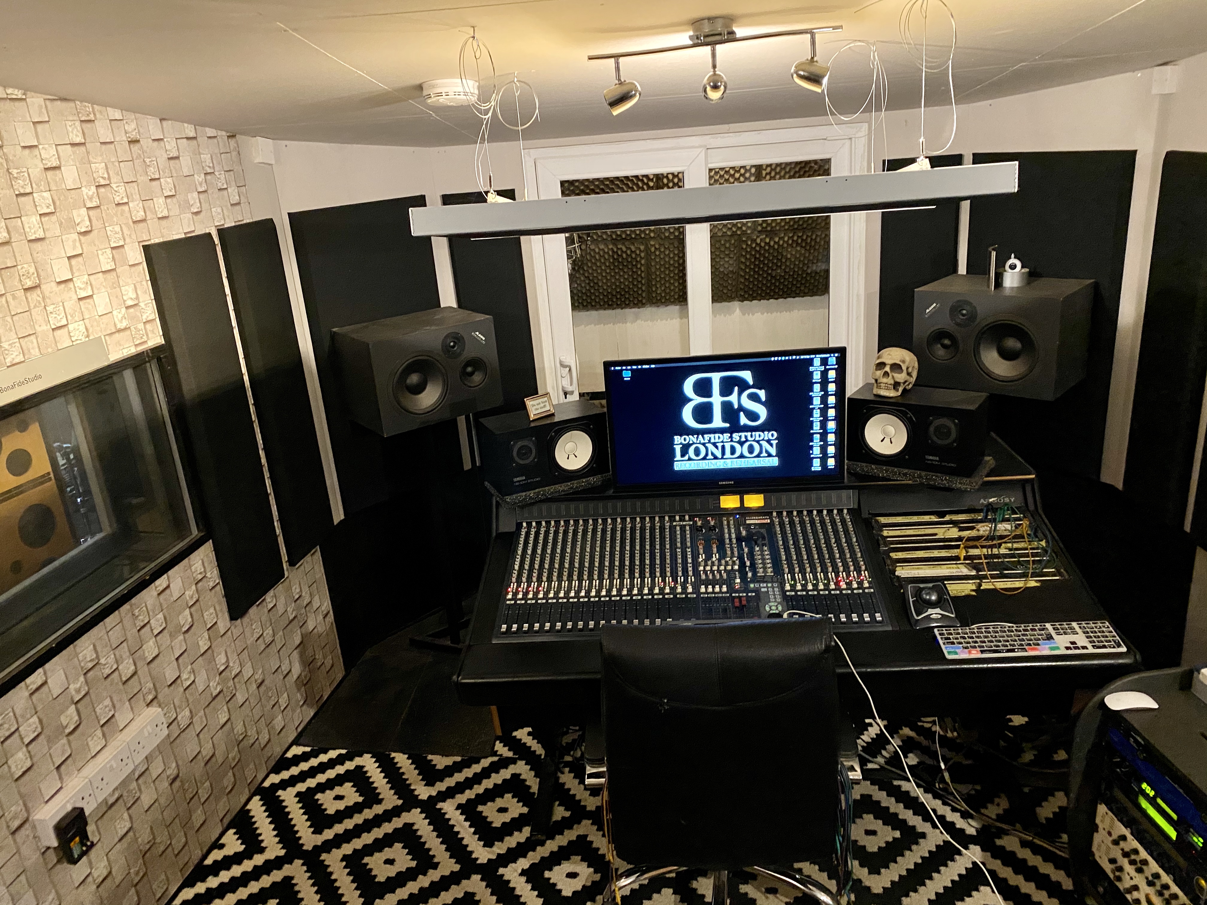 BonaFideStudio - Room 2 image 1