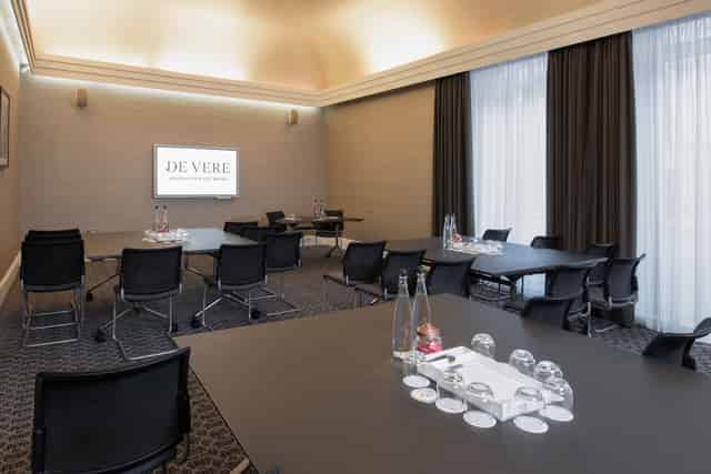 Oxford Suite