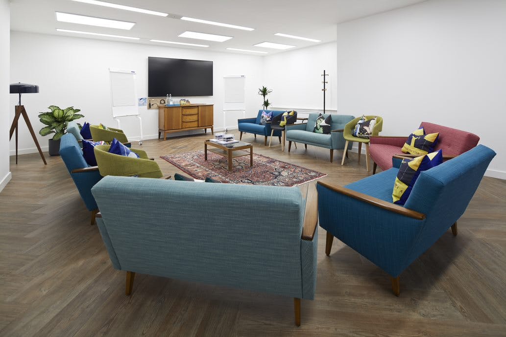 Modern meeting space in Wallacespace Covent Garden, ideal for collaboration and presentations.