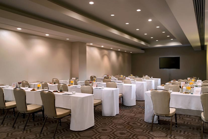 Raptor meeting room in Toronto Marriott, classroom setup for corporate events and workshops.