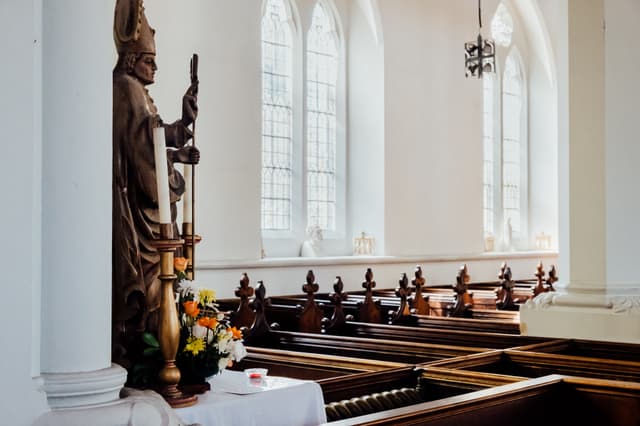 St Giles Church