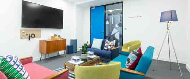 Modern meeting space in Wallacespace Covent Garden, ideal for brainstorming and presentations.