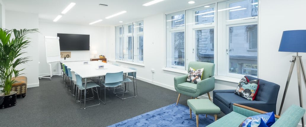 Modern meeting room in Wallacespace Covent Garden, ideal for workshops and team meetings.