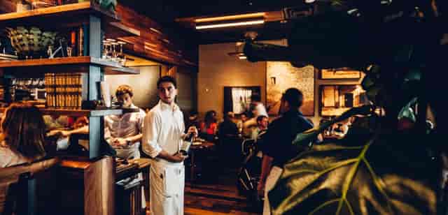 Barcelona Cathedral restaurant with warm ambiance, ideal for gatherings and networking events.