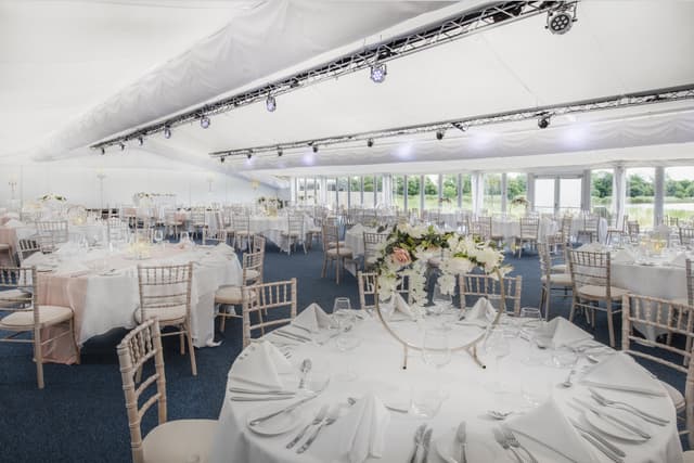De Vere Cotswold Water Park