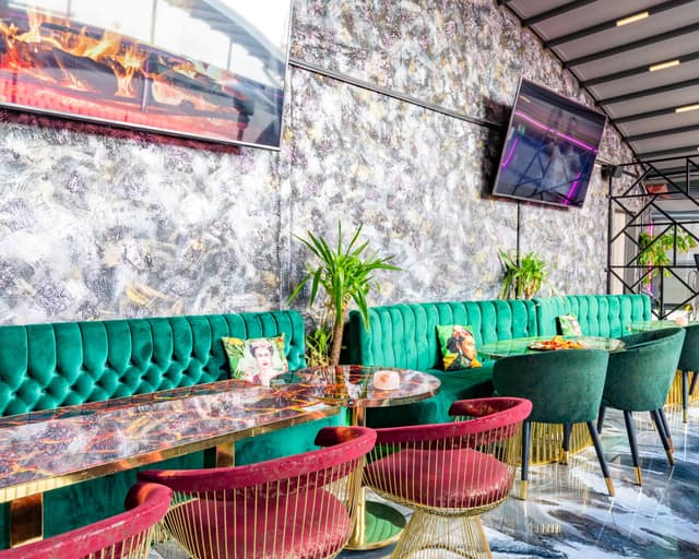 Vogue Lounge