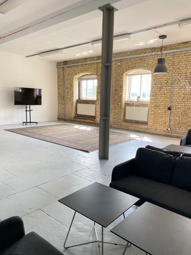 THE BOATHOUSE STUDIOS