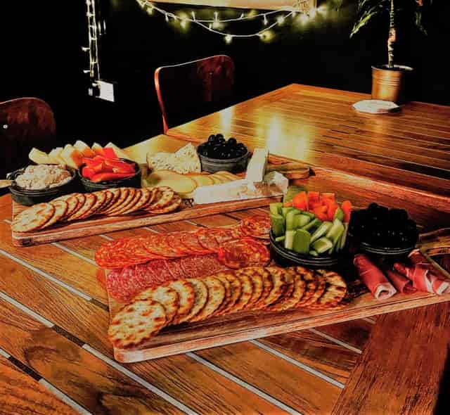 Main Restaurant & Bar