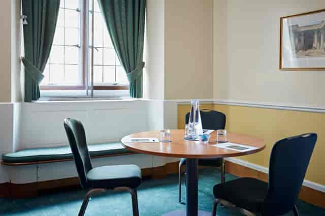 Canterbury Room, Church House, intimate meeting, executive briefing
