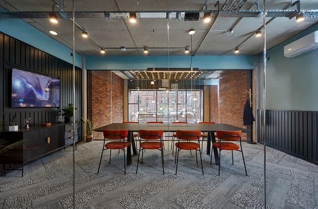 Colony One Silk St