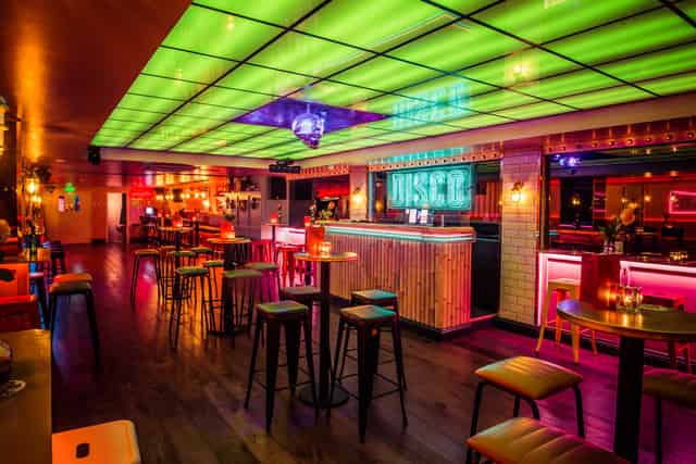 Simmons|Leicester Square