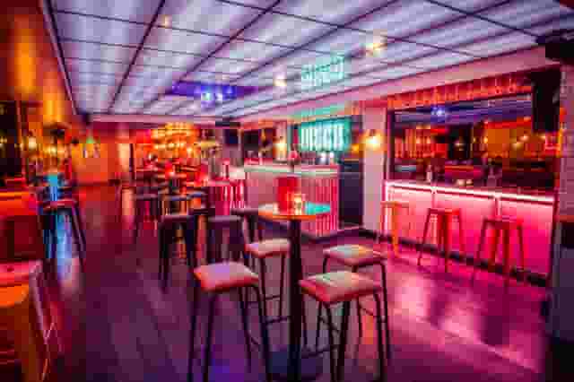 Simmons|Leicester Square