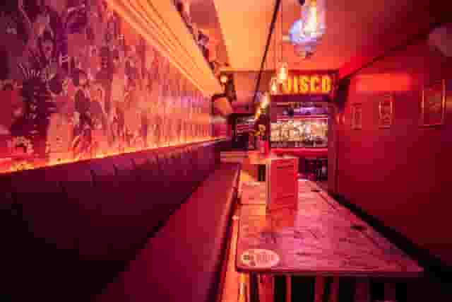 Simmons |Tottenham Court Road