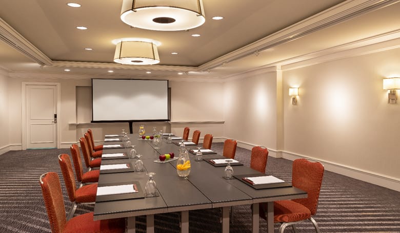 Meeting room at Hyatt Regency Boston, featuring a long table for professional events.