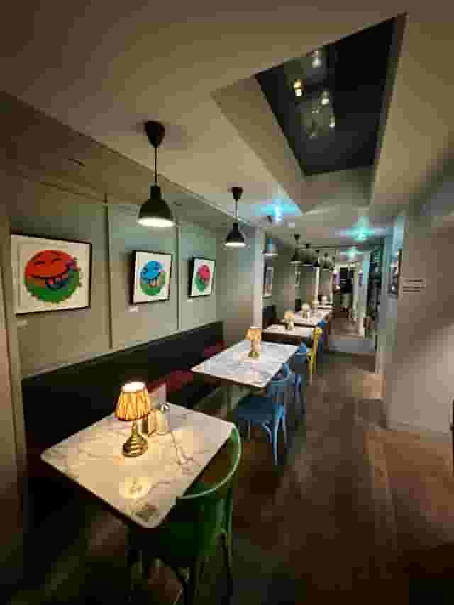 Sam's Cafe