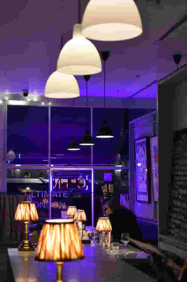 Sam's Cafe