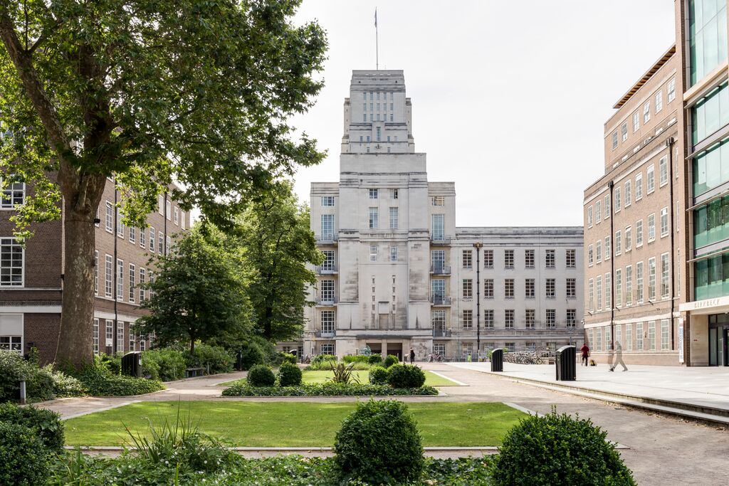 Torrington Square at University of London, ideal for networking events and receptions. - Banner