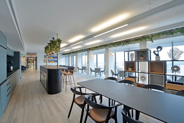 SkyLounge