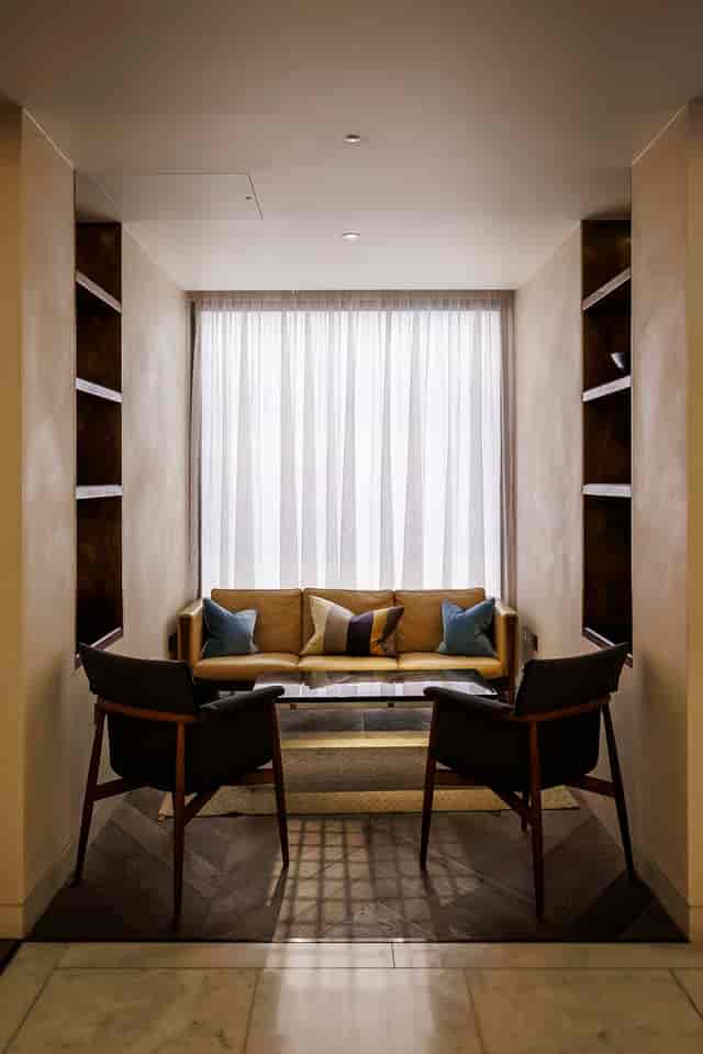 Stylish lounge at One Moorgate Place, ideal for networking and informal meetings.