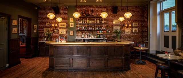 The Lock Tavern