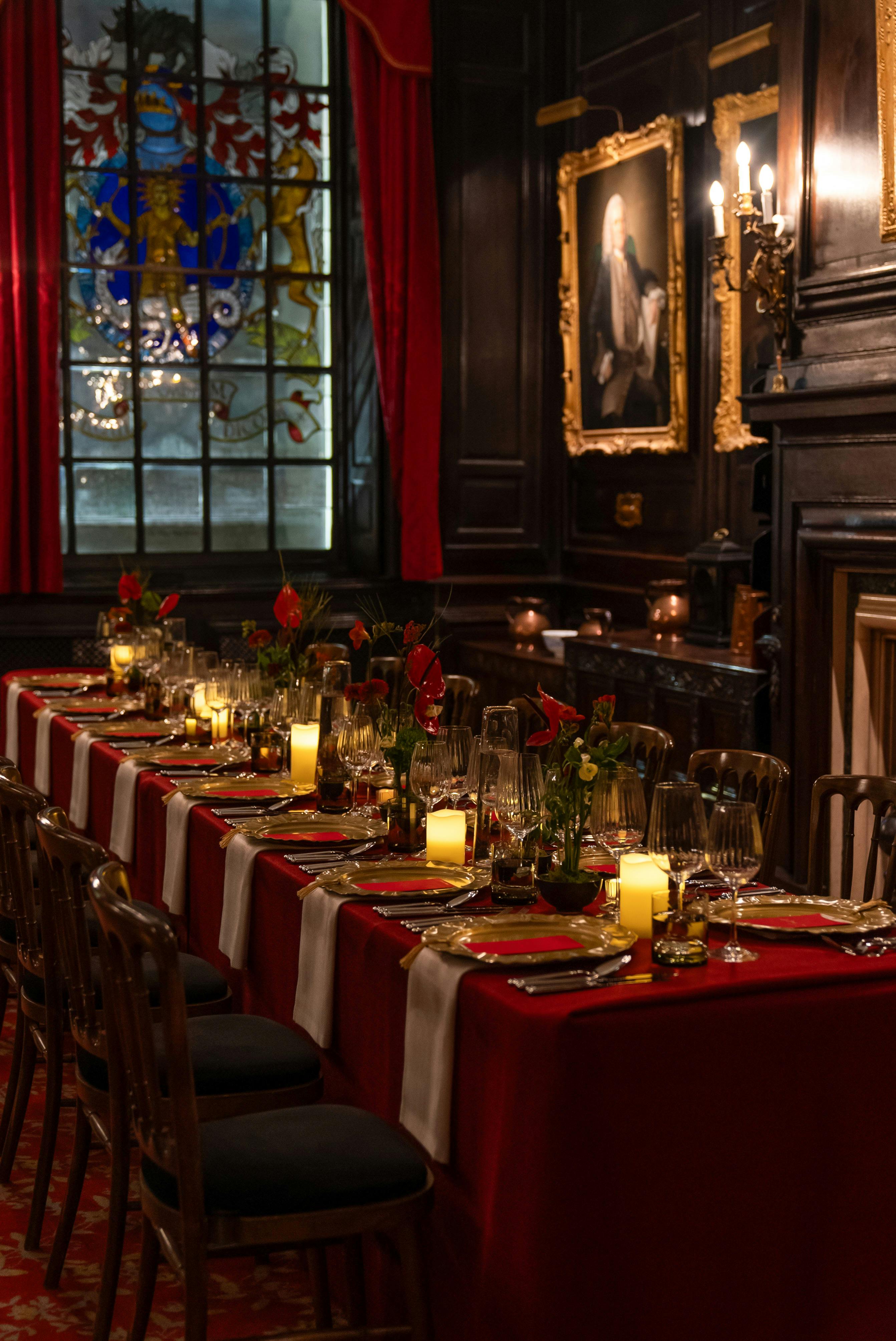 Apothecaries’ Hall  - Court Room image 2