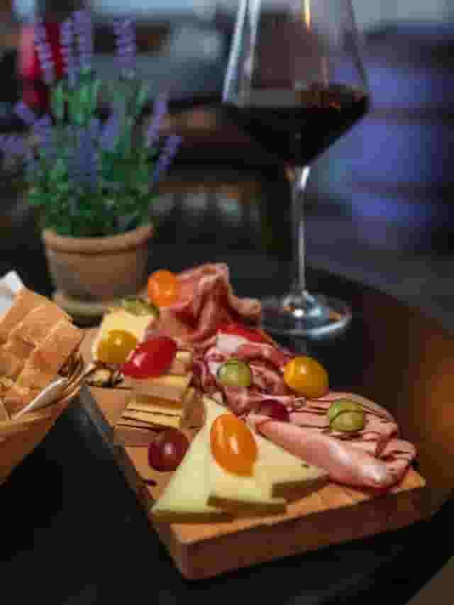 Cecilia's Wine House