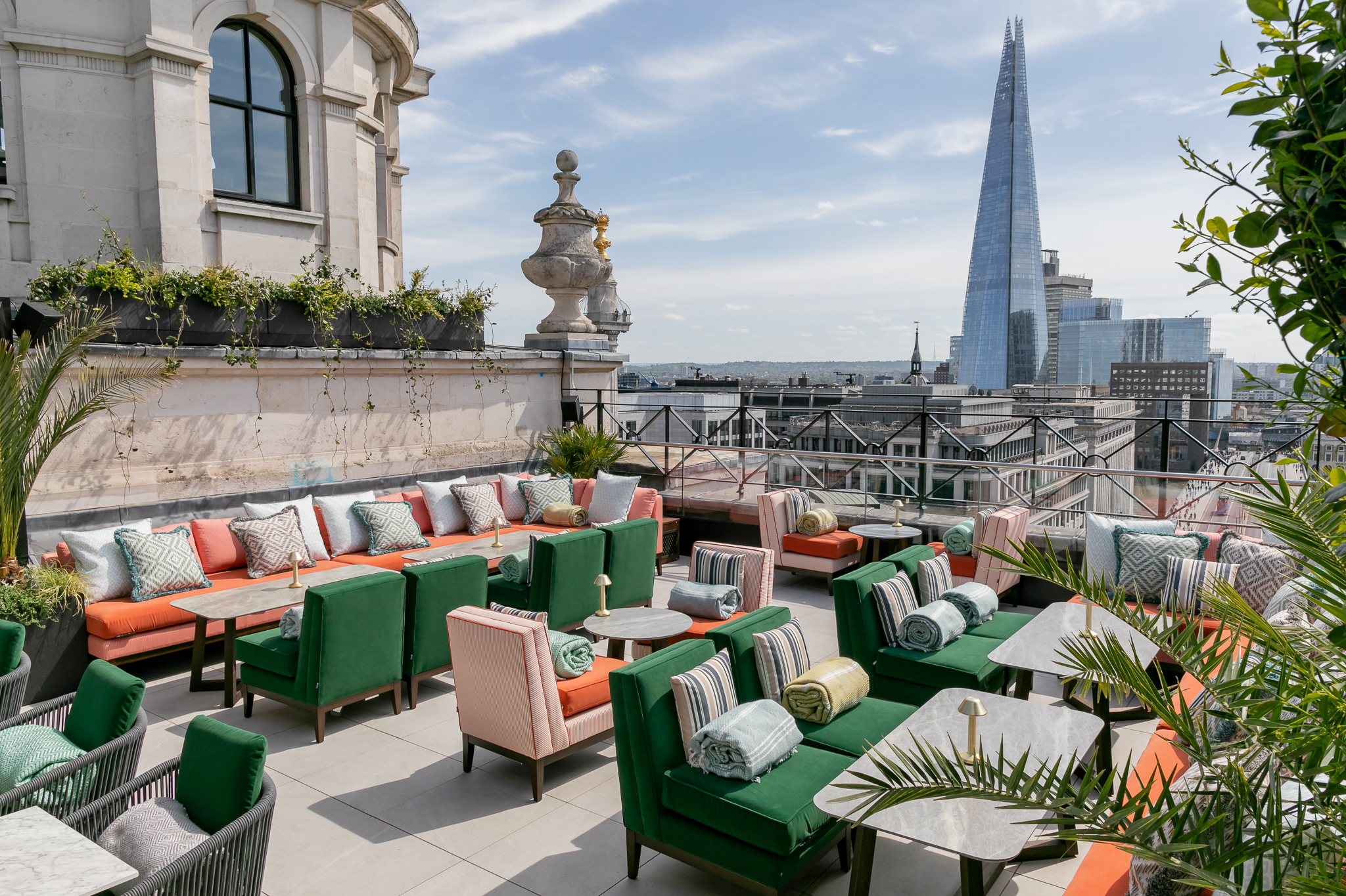 Stylish rooftop venue in Wagtail London, ideal for upscale networking events and cocktail parties. - Banner