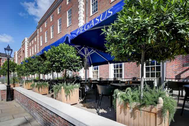 Pegasus Bar & Terrace
