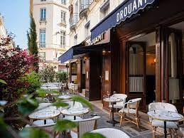 Proust at Restaurant Drouant's elegant outdoor dining for intimate events and receptions.